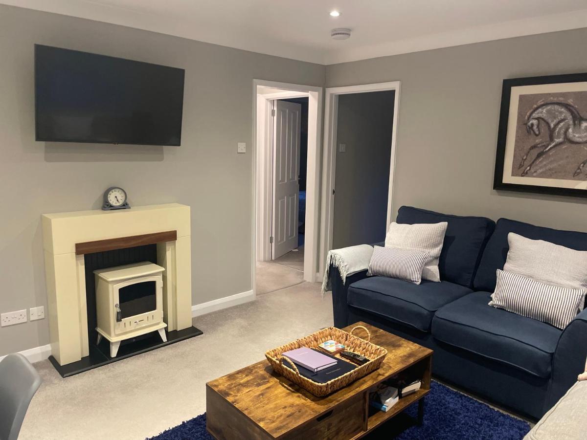 Lovely Flat Set In Parish Boundary Of Instow Apartment Luaran gambar